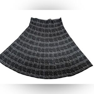 Max Studio Checkered A- Line high waist skirt size M NWOT